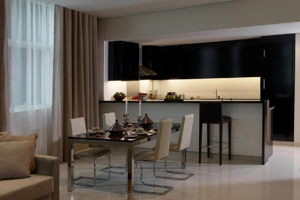Damac Maison Cour Jardin Dubai Exterior photo A modern kitchen